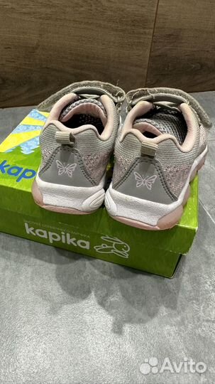 Кроссовки на девочку 25