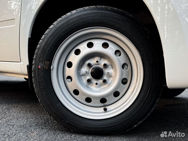 LADA Granta 1.6 МТ, 2024, 15 км