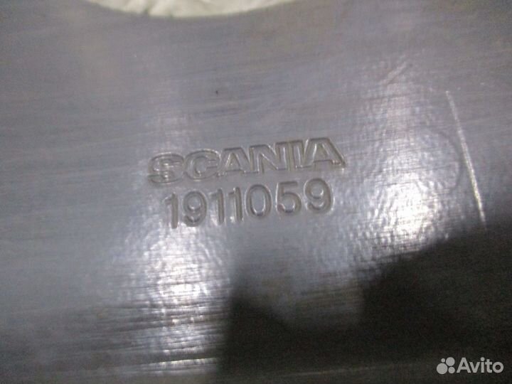 Кронштейн распределительного коллектора Scania 191