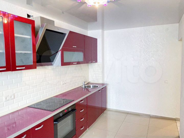 3-к. квартира, 76 м², 5/15 эт.