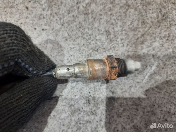 Датчик кислорода 1.6 CWV Skoda Rapid 2015