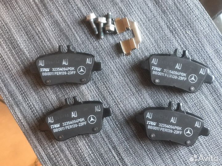 Тормозные колодки mercedes A0074209420