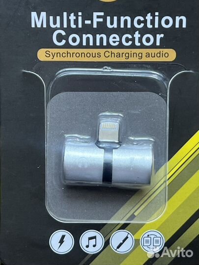 Переходник для зарядки и наушников для iPhone