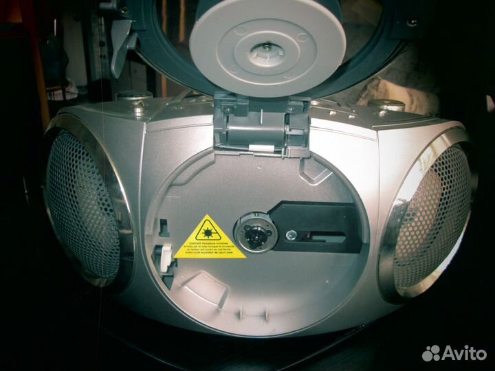 CD плейер+радио+кассетник Grandin