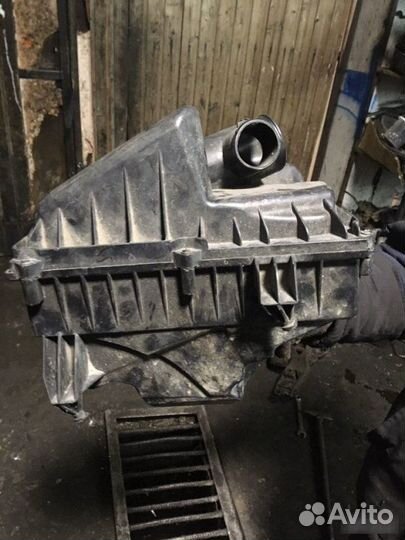 Корпус воздушного фильтра Ford Mondeo 4