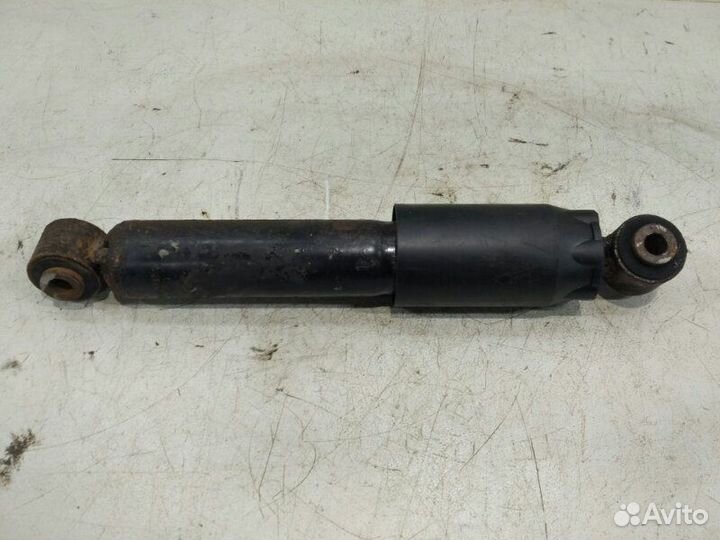 Амортизатор задний Nissan Pathfinder R51 2005