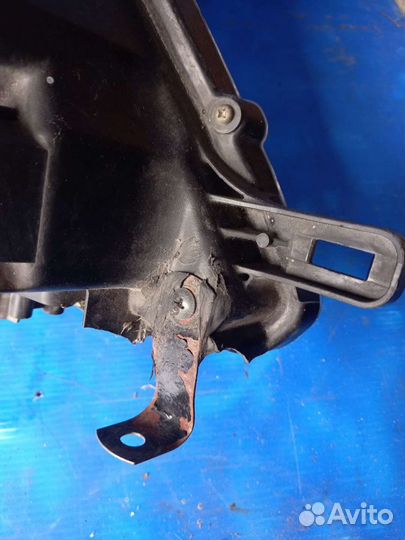 Фара левая Nissan Patrol Y62