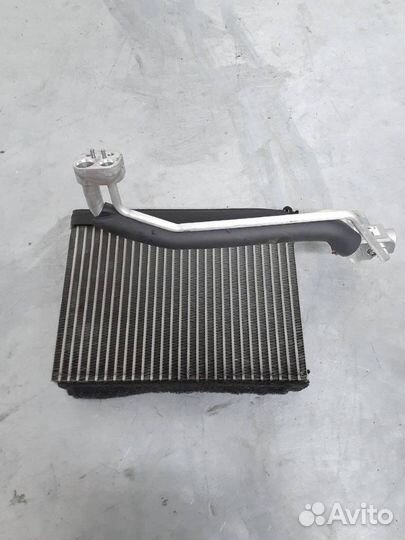 Радиатор кондиционера BMW 7 E65/E66/E67 E65 2002