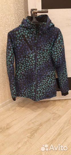 Куртка на девушку