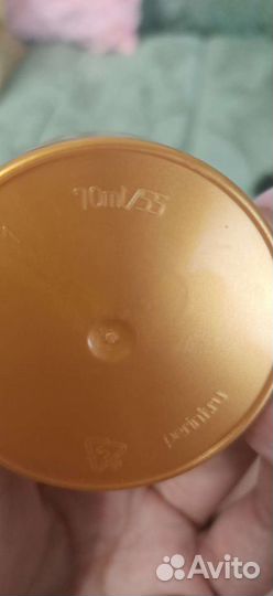 Мерцающий крем для лица и тела