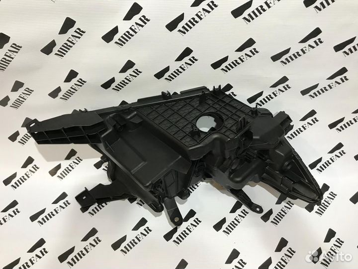 Левый корпус фары Toyota Land Cruiser Prado 150