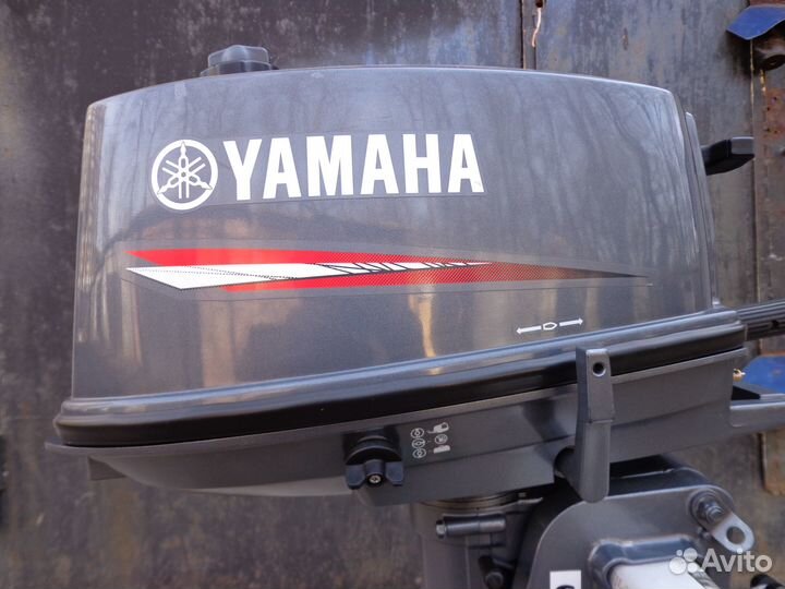 Лодочный мотор Yamaha 5 cmhs. Состояние нового