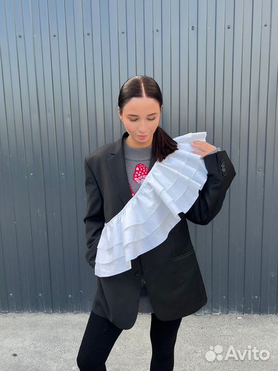 Съемный волан белый