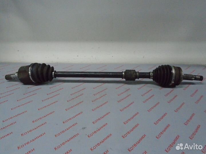 Nissan 39100-6J010 Вал приводной правый