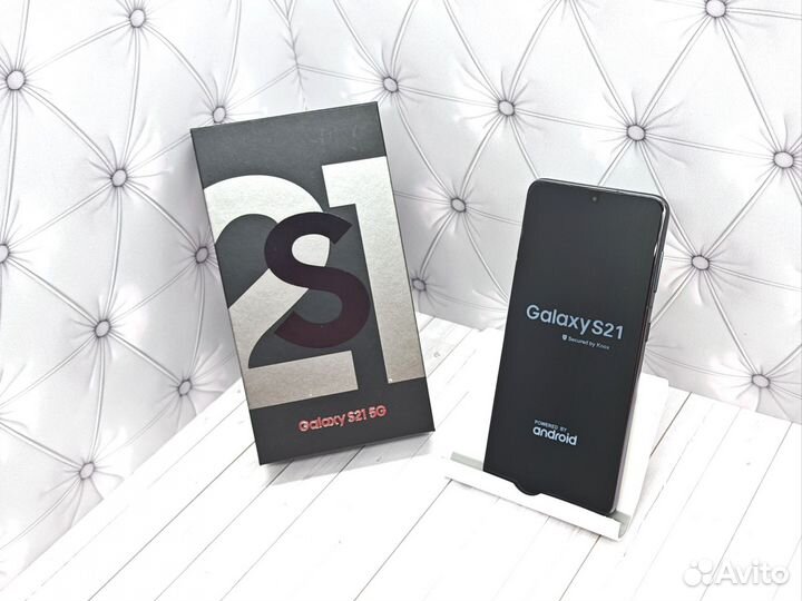 Samsung Galaxy S21, 8/128 ГБ