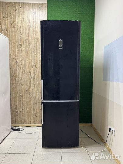 Холодильник hotpoint ariston бу