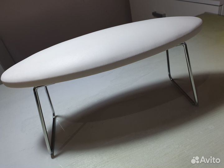 Подставка маникюрная для рук клиента