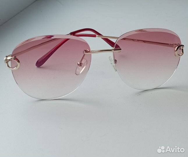 Солнцезащитные очки женские