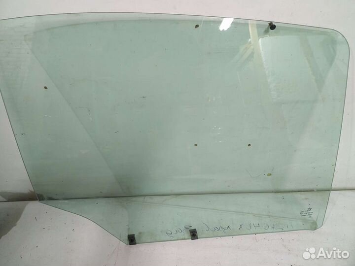 Стекло правое заднее Пежо 408