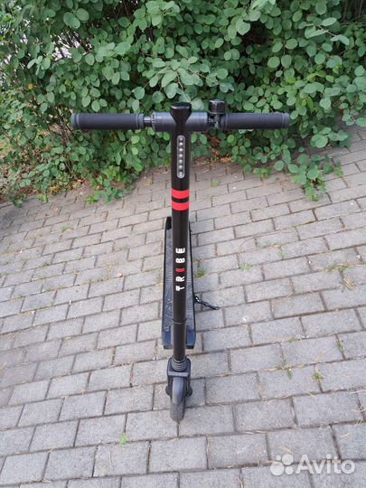Электросамокат tribe karo