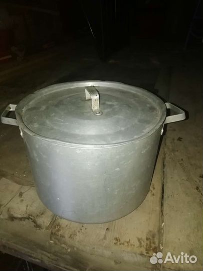 Кастрюля алюминиевая