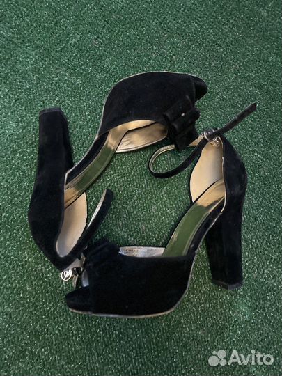 Обувь женская