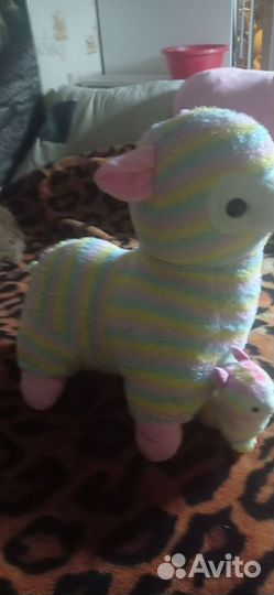 Мама овечка и дочка овечка