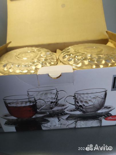 Новый чайный набор чашки с блюдцами