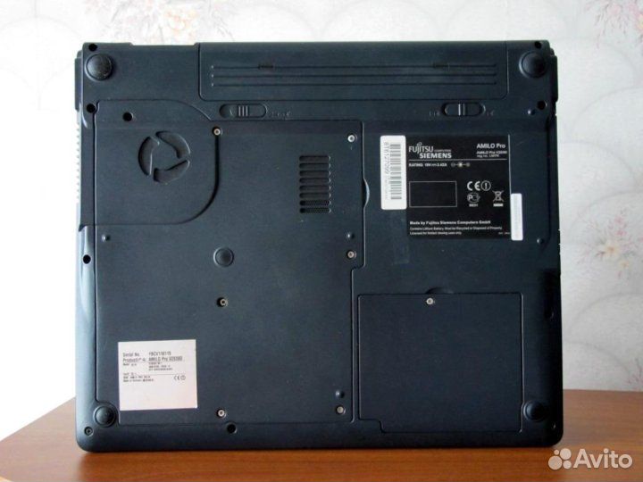 Fujitsu-Siemens amilo PRO V2030d