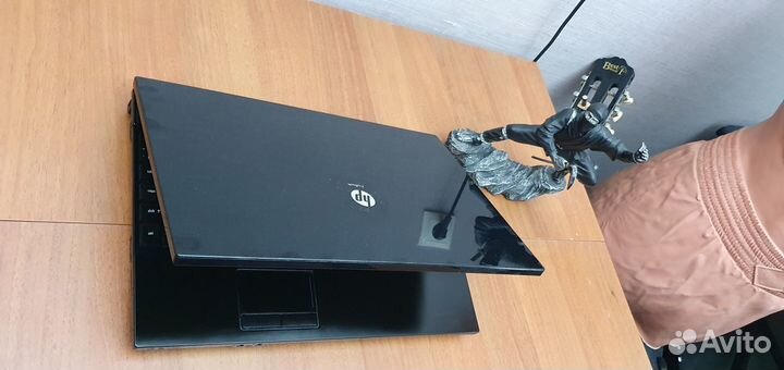 15,6-Дюймый Ноутбук hp + m.Office (Radeon 1-Gb)