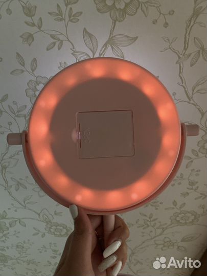 Новое настольное зеркало с подсветкой и подставкой