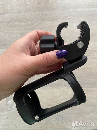 Держатель для стаканов на коляску