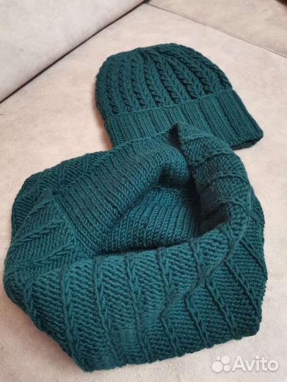 Комплект шапка и шарф-снуд ручная работа