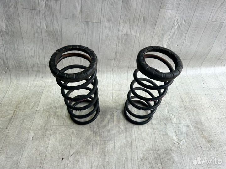 Пружина зад. mitsubishi delica