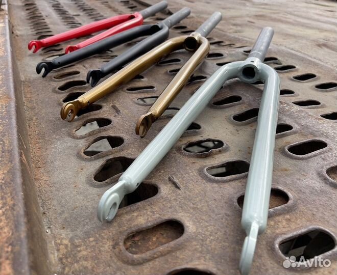 Вилка 28’’ на фикс стальная Octopus Steel