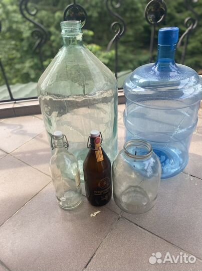 Бутылки, банки