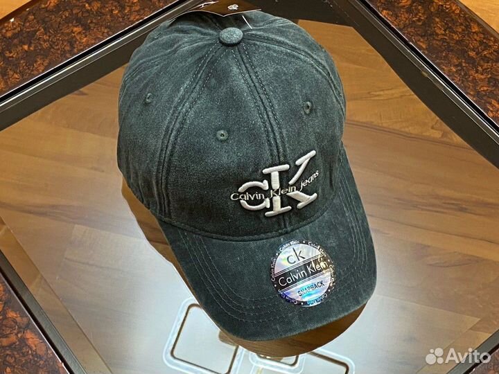 Кепка Calvin Klein hgiiihgvjj