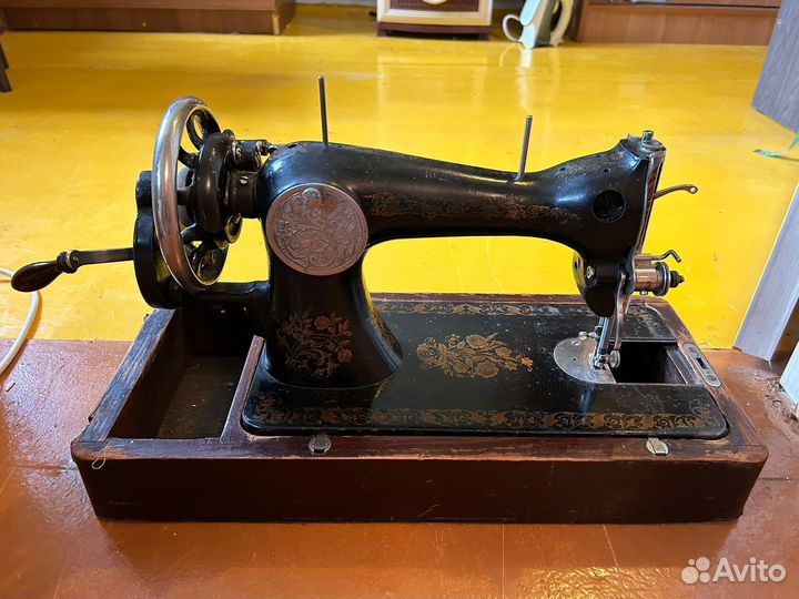 Швейная машинка зингер подольск