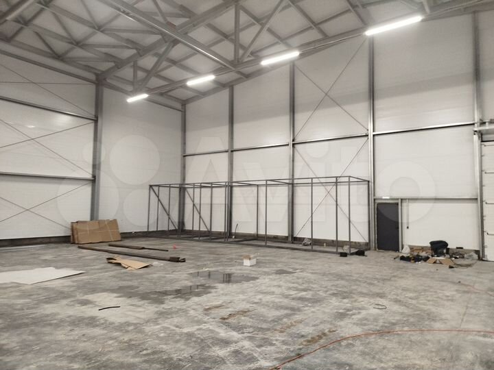 Склад, 1300 м²