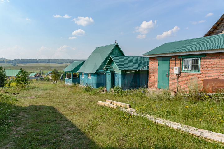 Дом 240 м² на участке 15 сот.