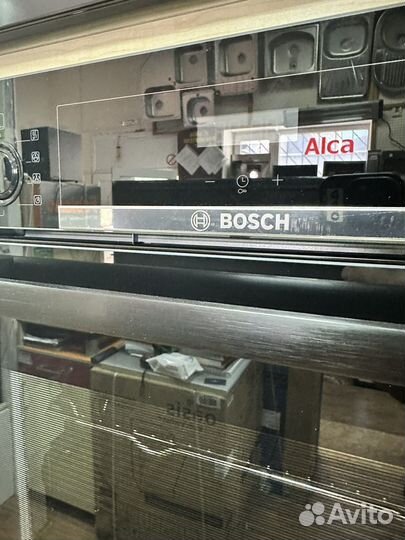 Встраиваемый духовой шкаф Bosch HBA534EB0
