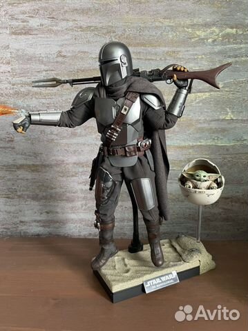 Hot toys star wars mandolirian delux