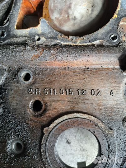 Передняя крышка двигателя Mercedes Sprinter