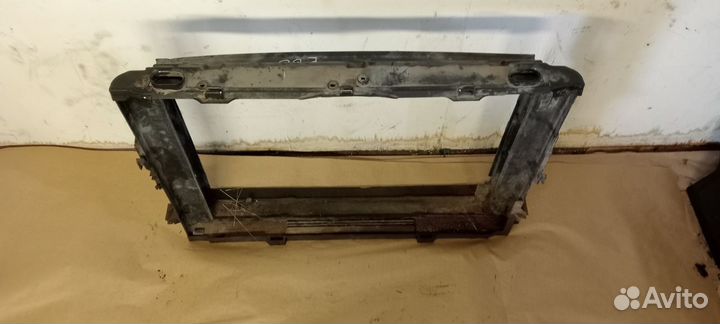 Рамка радиатора бмв 5 Е60
