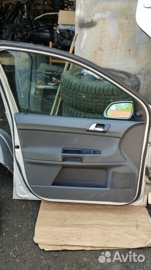 Дверные карты Фольксваген Поло 2007 год