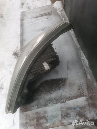 Фара на hyundai solaris 1