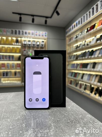 iPhone 11 Pro, 64 ГБ