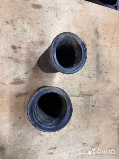 Пыльник амортизатора передний Chevrolet Cruze J300