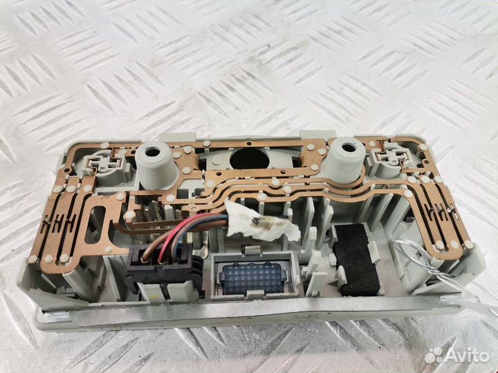 Плафон салонный для Skoda Octavia 1U 1U0823302A