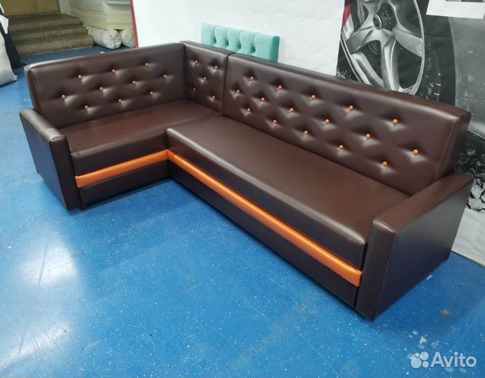 Угловой диван